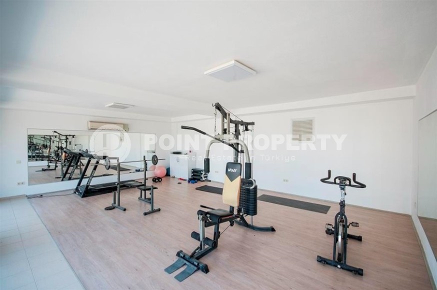 Благоустроенная квартира 3+1, общей площадью 150 м2, на 1-м этаже в комфортабельном жилом комплексе, построенном в 2012 году.-id-8098-фото-11