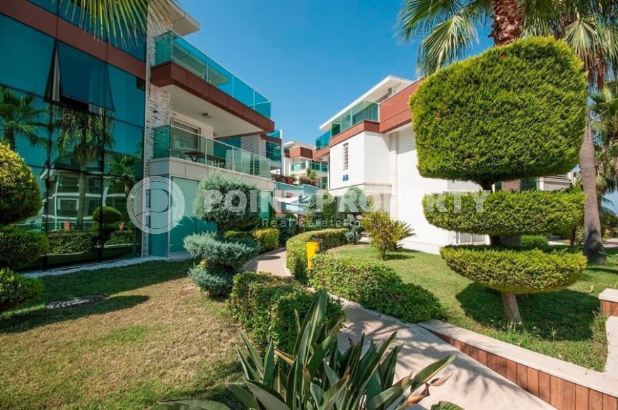 Благоустроенная квартира 3+1, общей площадью 150 м2, на 1-м этаже в комфортабельном жилом комплексе, построенном в 2012 году.-id-8098-фото-16