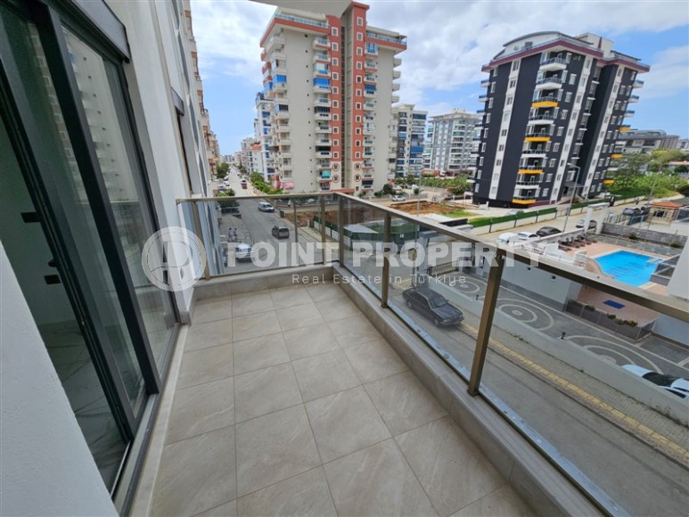Apartments in Mahmutlar for urgent sale-id-8102-photo-8