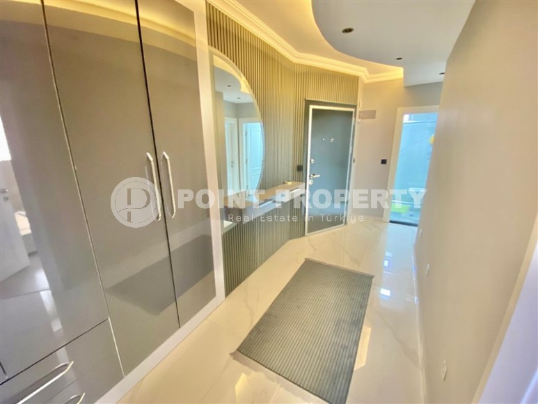 Comfortable 2+1 apartment with new renovation and modern design, 500 meters from the sea-id-8109-photo-7