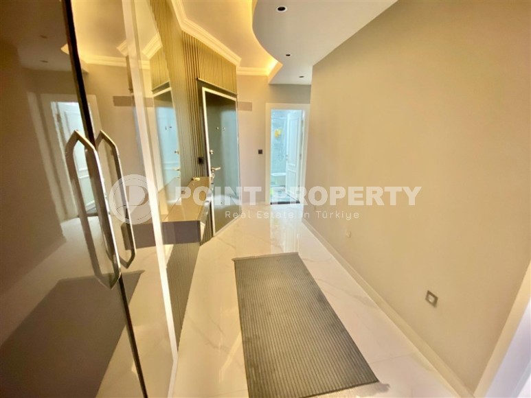 Comfortable 2+1 apartment with new renovation and modern design, 500 meters from the sea-id-8109-photo-8
