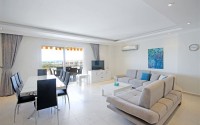 Panoramic two-level apartment overlooking the city and the sea, on the 7th floor with an attic 600 meters from the sea-id-8111-photo-2