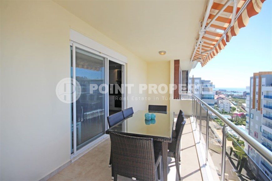 Panoramic two-level apartment overlooking the city and the sea, on the 7th floor with an attic 600 meters from the sea-id-8111-photo-13