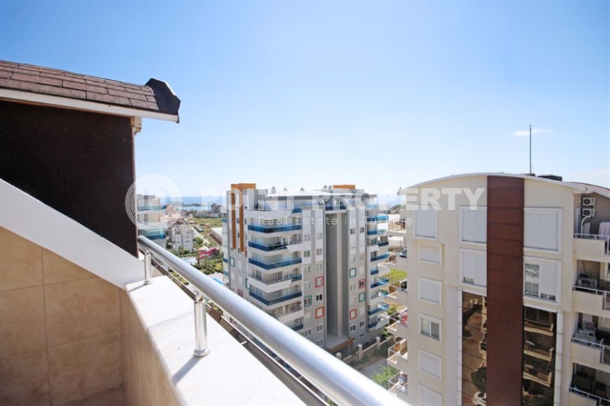 Panoramic two-level apartment overlooking the city and the sea, on the 7th floor with an attic 600 meters from the sea-id-8111-photo-20