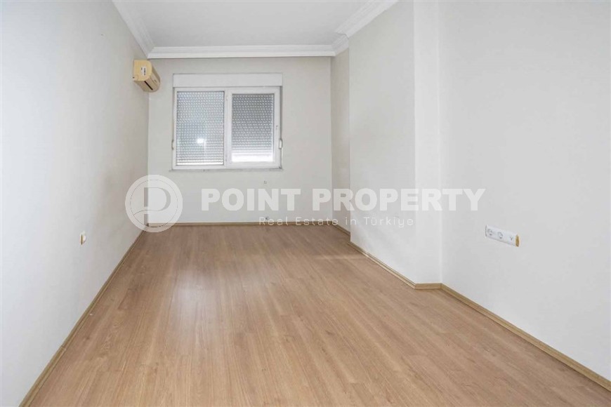 Просторная квартира с тремя спальнями  для большой семьи. Выгодная цена.-id-8114-фото-6