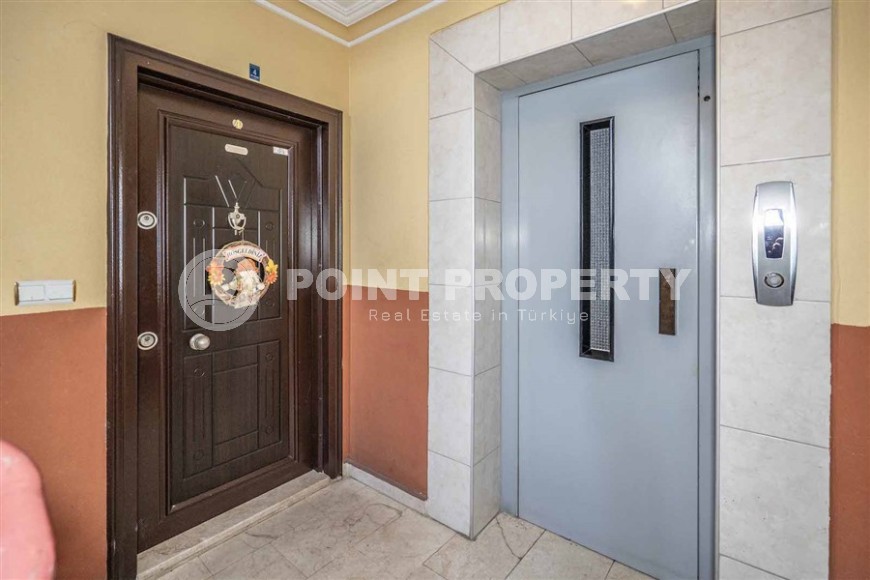 Просторная квартира с тремя спальнями  для большой семьи. Выгодная цена.-id-8114-фото-13