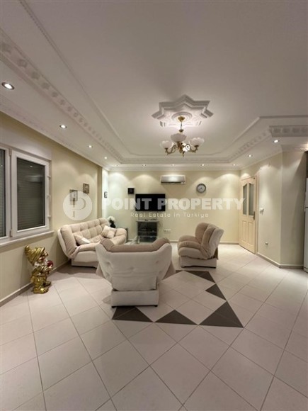 Furnished apartment 2+1, total area 110 m2, in the center of Mahmutlar-id-8115-photo-4