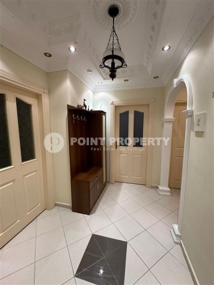 Furnished apartment 2+1, total area 110 m2, in the center of Mahmutlar-id-8115-photo-8