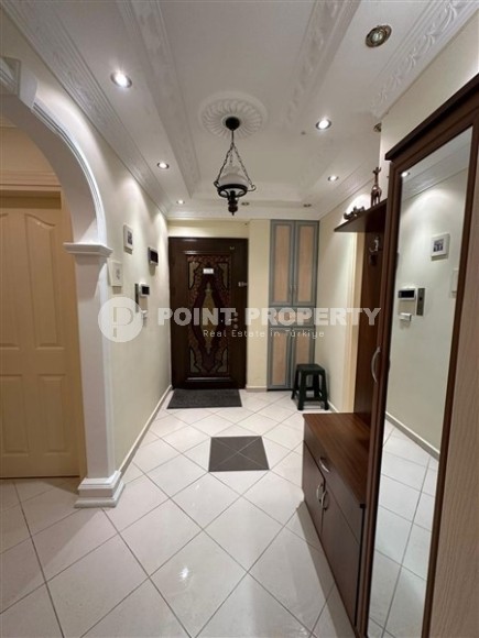 Furnished apartment 2+1, total area 110 m2, in the center of Mahmutlar-id-8115-photo-9