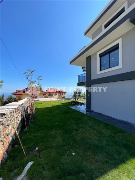 Продается отдельно стоящая вилла с лифтом и бассейном в престижном районе Бекташ, Алания.-id-8126-фото-25