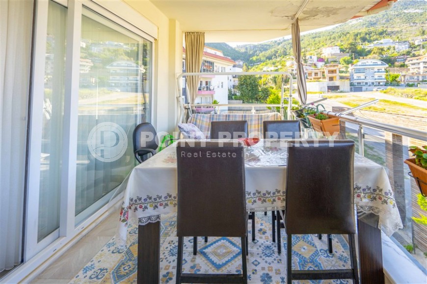 Spacious apartment with mountain views for sale-id-8131-photo-8