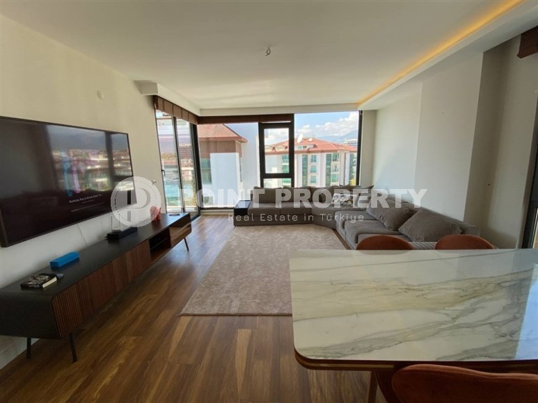 Современный пентхаус в районе Кестель в новом комплексе отельного типа-id-8133-фото-2