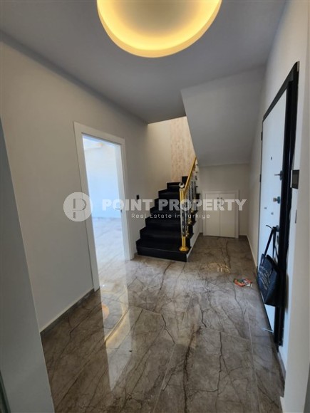 Просторная двухуровневая квартира 2+1, общей площадью 150 м2, в центре района Махмутлар-id-8134-фото-6