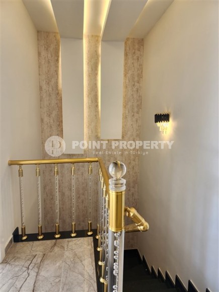 Просторная двухуровневая квартира 2+1, общей площадью 150 м2, в центре района Махмутлар-id-8134-фото-7