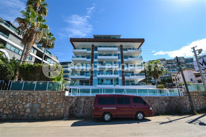 Квартира с современным дизайном, мебелью и бытовой техникой в 50 метрах от моря-id-8135-фото-17