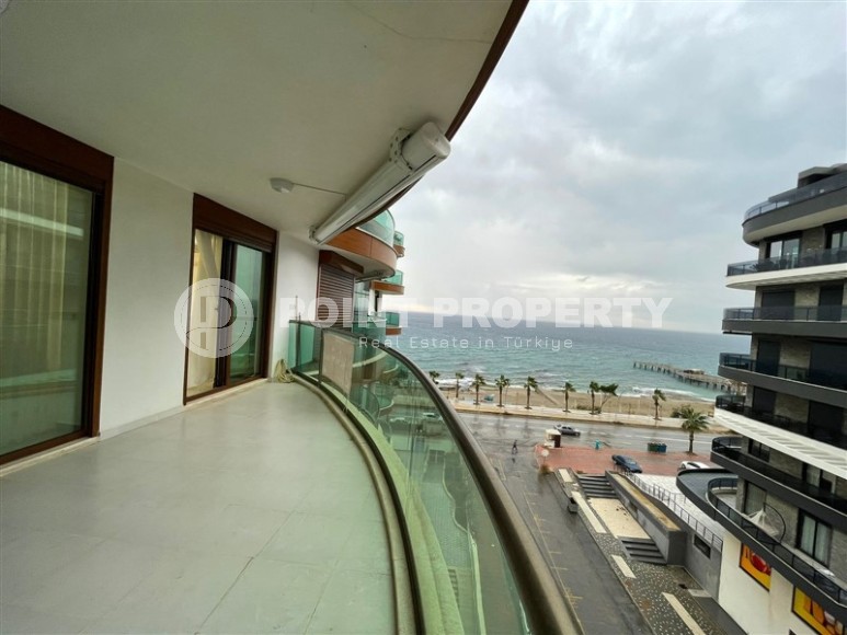 Панорамный пентхаус 3+1 на первой береговой линии в центре района Оба-id-8142-фото-13