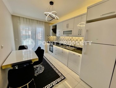 Stylish spacious 2+1 apartment in the center of Mahmutlar-id-8143-photo-4