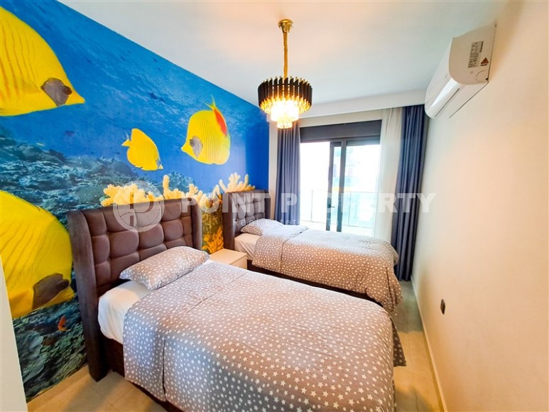 Panoramic apartment 2+1 on the first coastline in the center of Mahmutlar-id-8144-photo-8