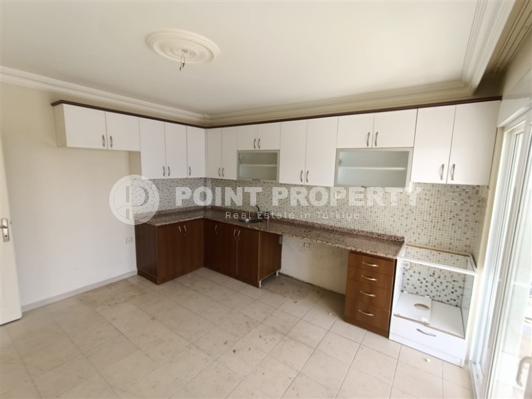 Просторная квартира в районе Джикжили, Алания.-id-8147-фото-9