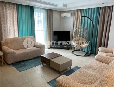 Просторная квартира 3+1 с видом на горы на 6-м этаже в центре района Махмутлар-id-8155-photo-2