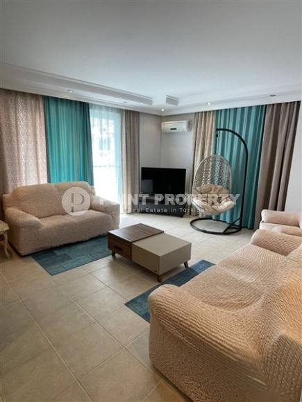 Просторная квартира 3+1 с видом на горы на 6-м этаже в центре района Махмутлар-id-8155-photo-2