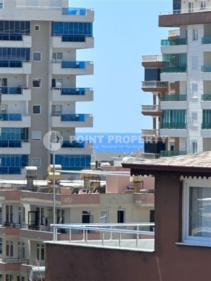 Spacious 1+1 apartment on the 3rd floor of a new modern complex in the center of Mahmutlar-id-8157-photo-2