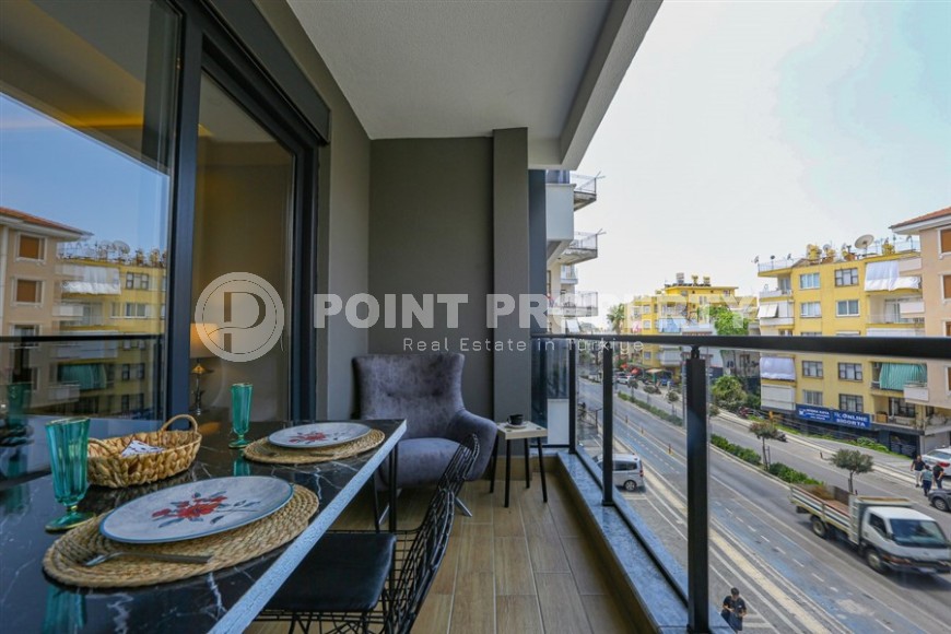 Cozy 1+1 apartment in a modern building on the 2nd floor, in the center of Alanya-id-8165-photo-9