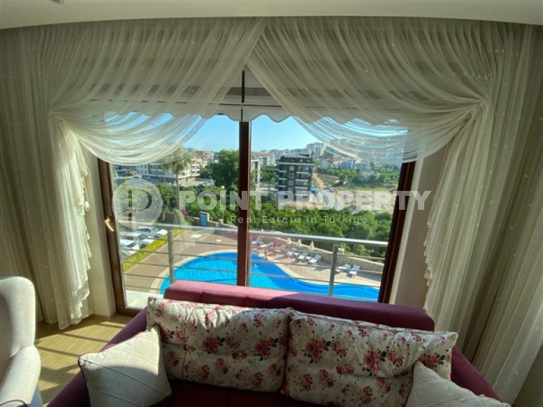 Furnished four-room apartment, 165m², in a new comfortable complex in Oba, Alanya-id-1639-photo-3