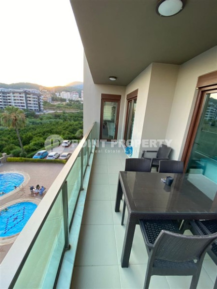 Furnished four-room apartment, 165m², in a new comfortable complex in Oba, Alanya-id-1639-photo-5