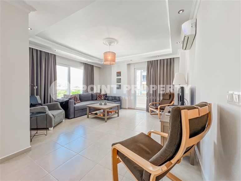 Квартира в Махмутларе для большой семьи в комплексе с бассейном-id-8174-фото-2