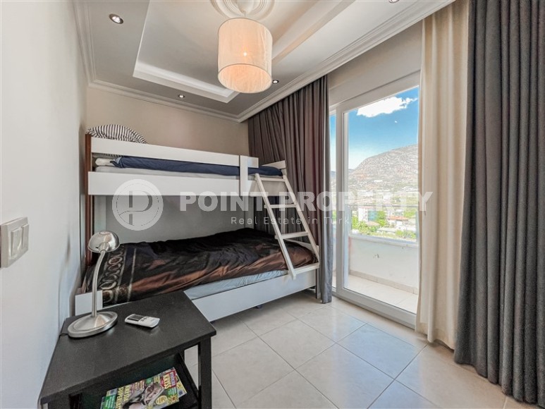 Квартира в Махмутларе для большой семьи в комплексе с бассейном-id-8174-фото-10