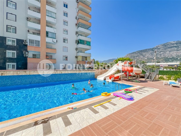 Квартира в Махмутларе для большой семьи в комплексе с бассейном-id-8174-фото-18