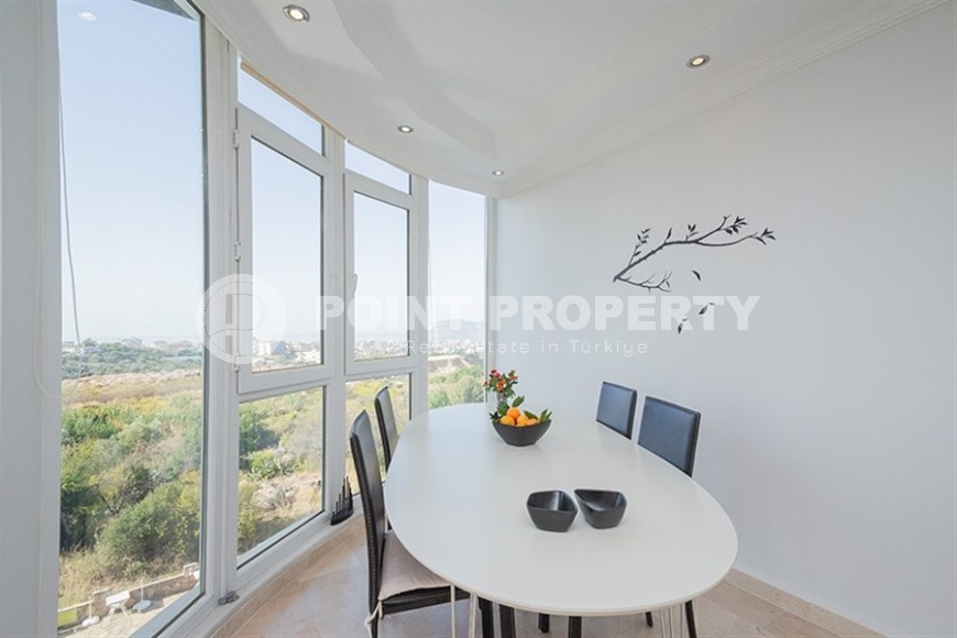 Penthouse for a large family with gorgeous views of the sea and mountains-id-8175-photo-6