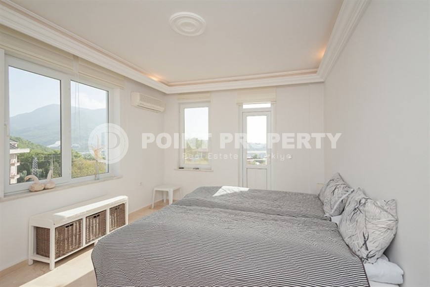 Penthouse for a large family with gorgeous views of the sea and mountains-id-8175-photo-11