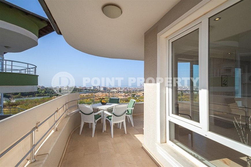 Penthouse for a large family with gorgeous views of the sea and mountains-id-8175-photo-22