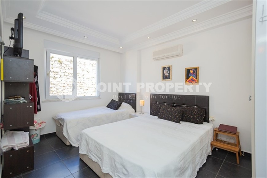 Роскошная квартира 2+1 с собственным садом и видом на море в Конаклы-id-8177-фото-9