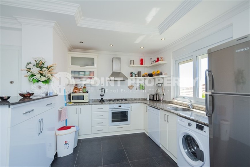 Роскошная квартира 2+1 с собственным садом и видом на море в Конаклы-id-8177-фото-11