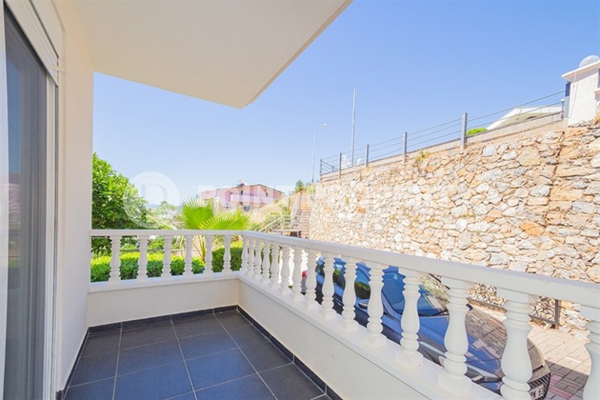 Роскошная квартира 2+1 с собственным садом и видом на море в Конаклы-id-8177-фото-19