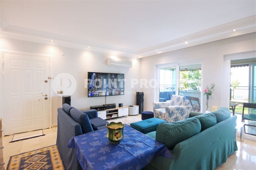 Luxury apartment with private access to the garden and sea views in the picturesque area of Alanya - Kargicak-id-8178-photo-2