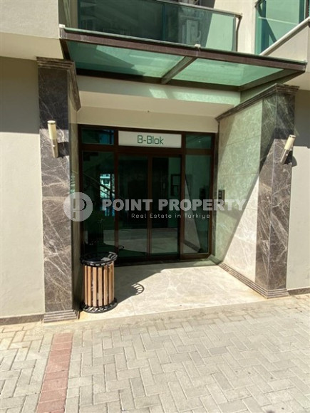 Furnished four-room apartment, 165m², in a new comfortable complex in Oba, Alanya-id-1639-photo-21