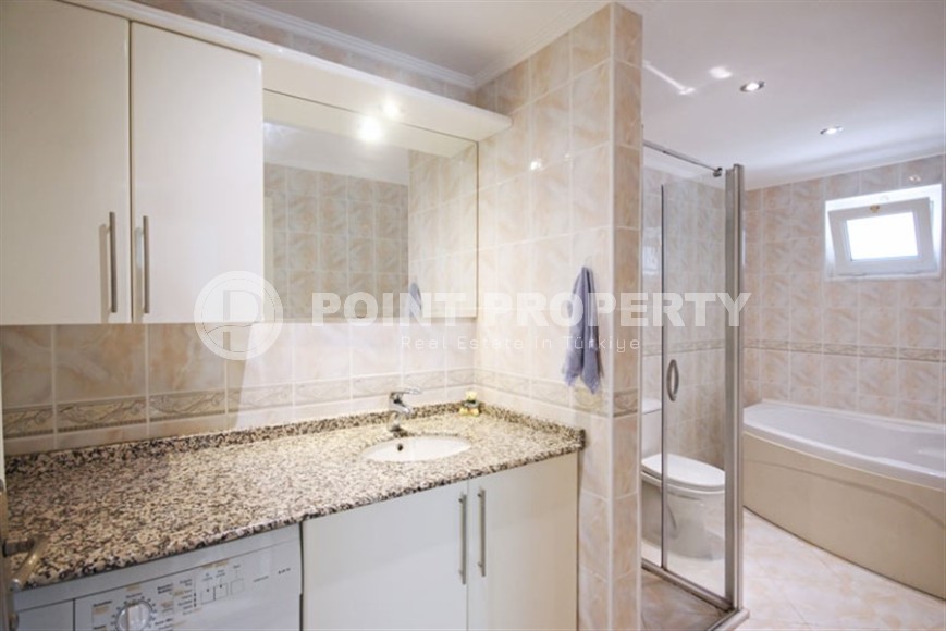 Luxury apartment with private access to the garden and sea views in the picturesque area of Alanya - Kargicak-id-8178-photo-9