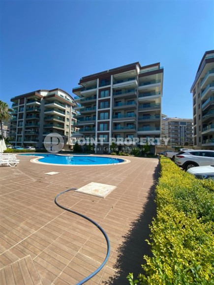 Furnished four-room apartment, 165m², in a new comfortable complex in Oba, Alanya-id-1639-photo-26