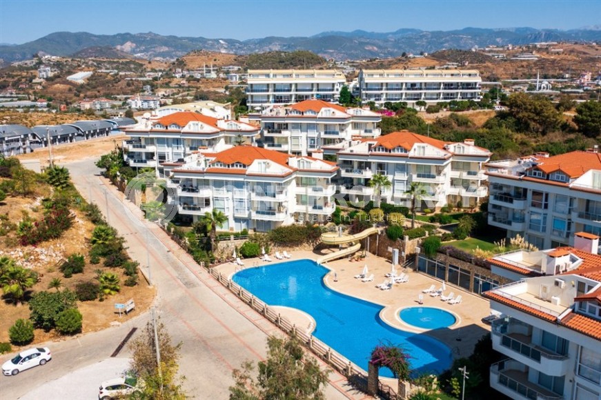 Luxurious garden duplex overlooking the Mediterranean Sea.-id-8181-photo-22