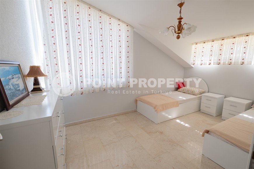 Двухуровневая квартира в Конаклы с потрясающим панорамным видом-id-8184-фото-13