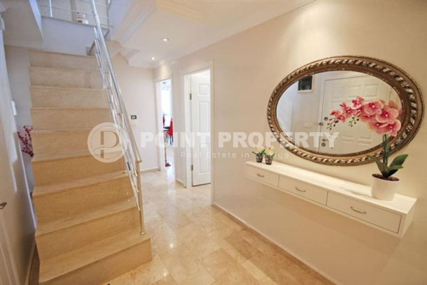 Пентхаус с тремя спальнями, 230м², с видом на Аланийскую крепость в центре района Тосмур, Алания-id-1640-фото-21