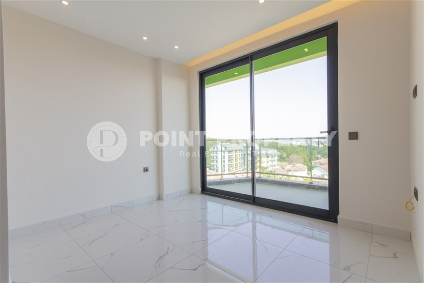 Spacious apartment with beautiful views in Avsallar-id-8190-photo-2