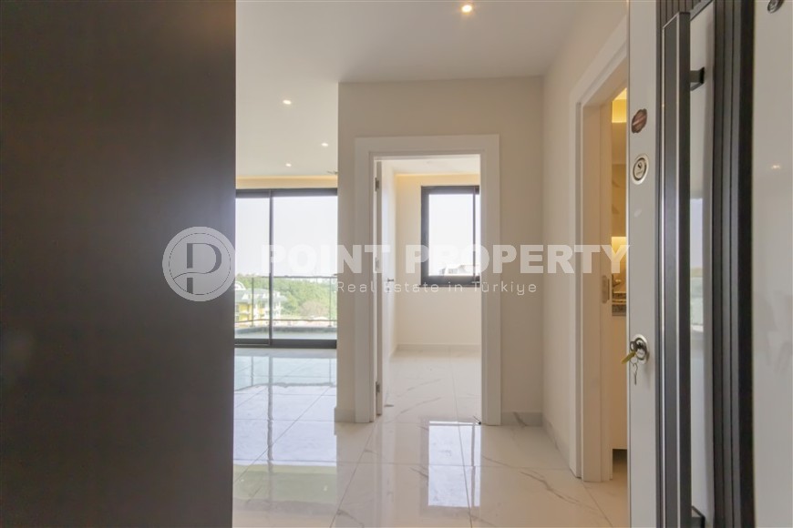 Spacious apartment with beautiful views in Avsallar-id-8190-photo-4