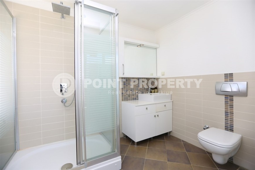 Двухуровневые апартаменты с видом на море и горы.-id-8191-фото-13