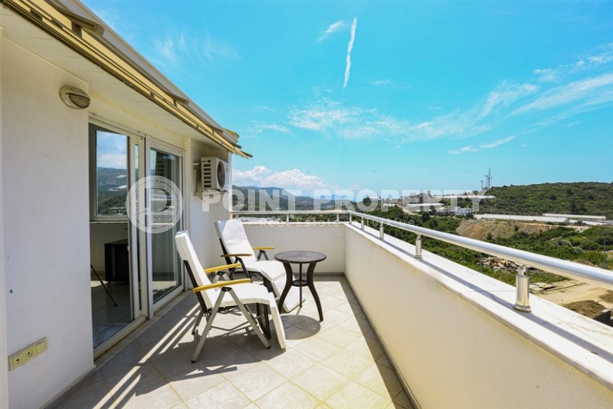 Двухуровневые апартаменты с видом на море и горы.-id-8191-фото-18