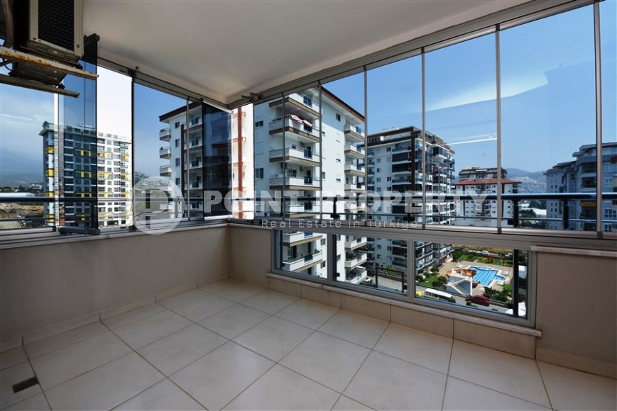 Трехкомнатная квартира в добротном доме в Махмутларе-id-8196-фото-10